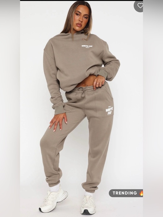 White Fox Boutique Pants - White Fox Volume 3 Sweatpants Fawn Women’s Small